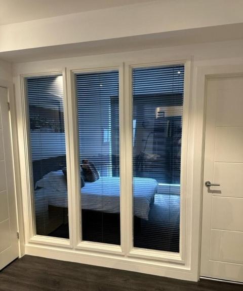 Stunning Flat With Parking Free Near Sutton Station Apartman Cheam Kültér fotó